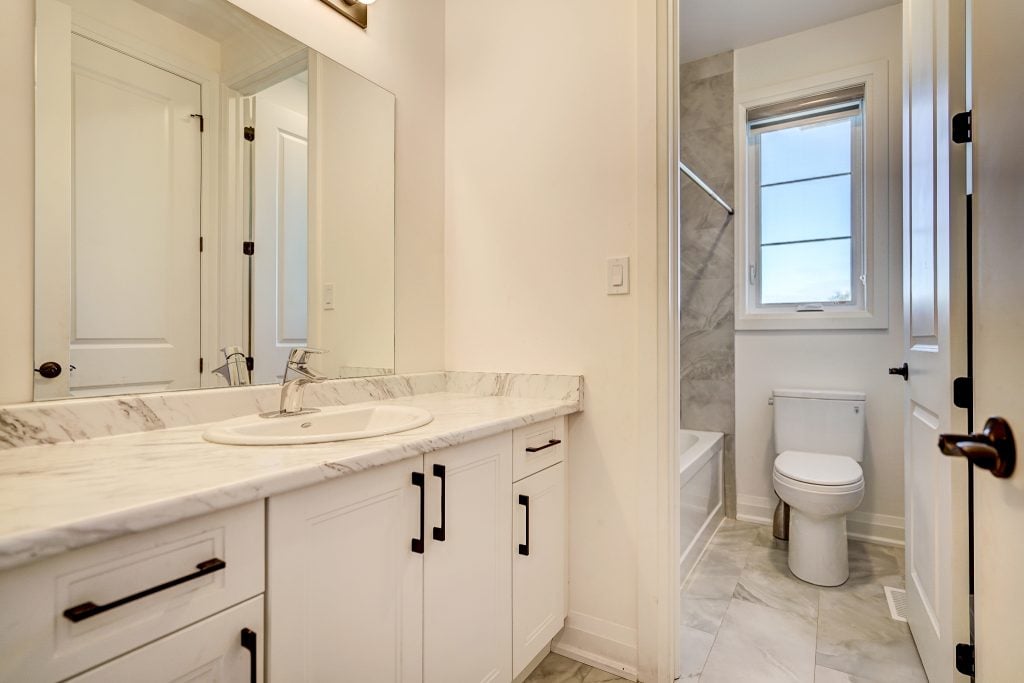 79 Charles Tilley Cres