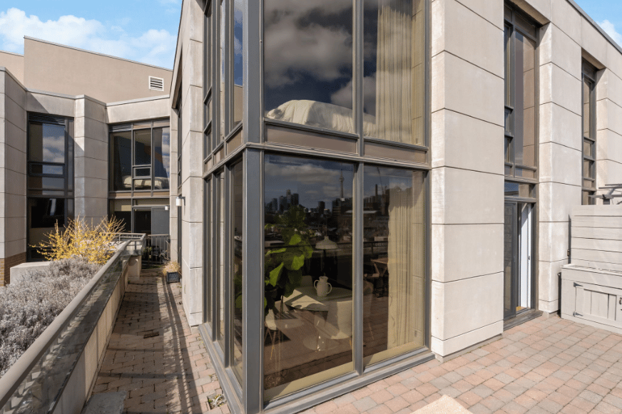 308 Palmerston Avenue, PH 17