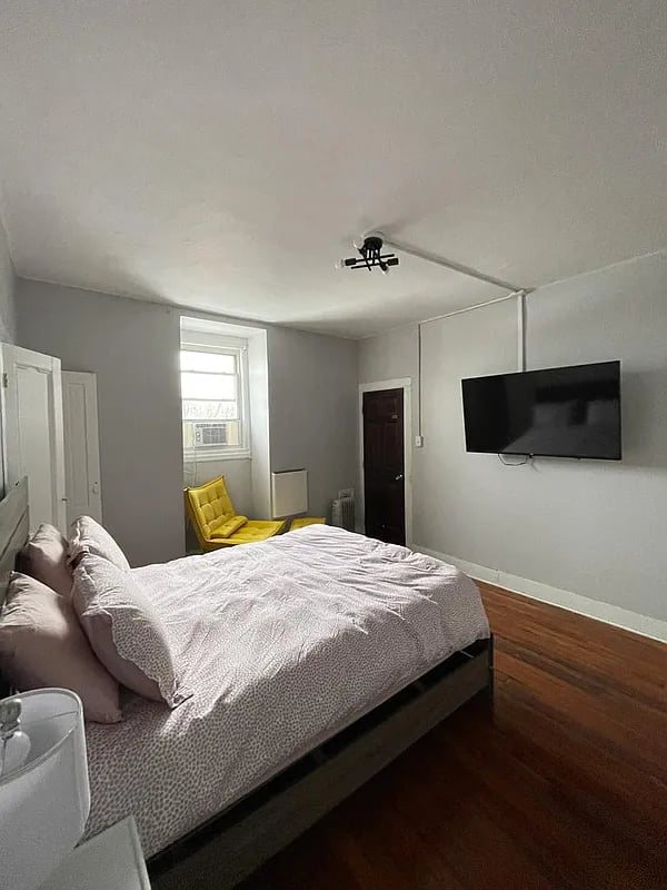 74 Cornelia Street #S3