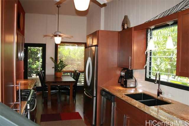 2210 Star Rd, Honolulu 96813