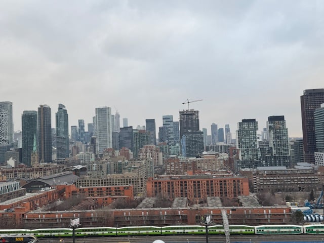 15 Richardson Street #1805, Toronto, Ontario