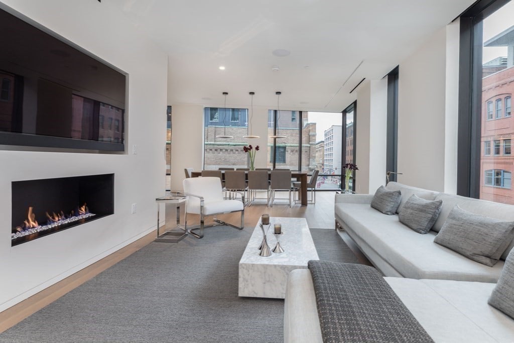 10 Farnsworth St #3A