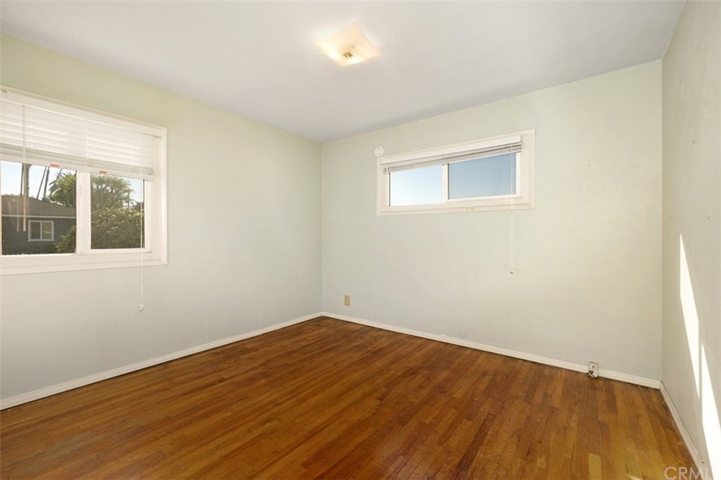 1372 Kenneth Dr