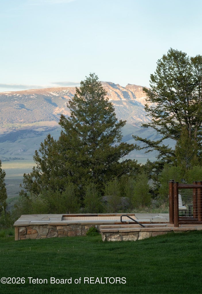 1125 W BAR BC RANCH Rd