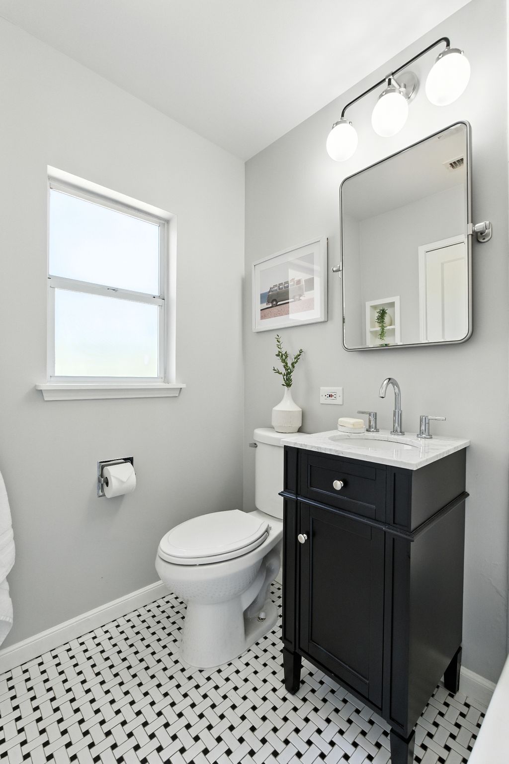 792 Bond Way, Mountain View