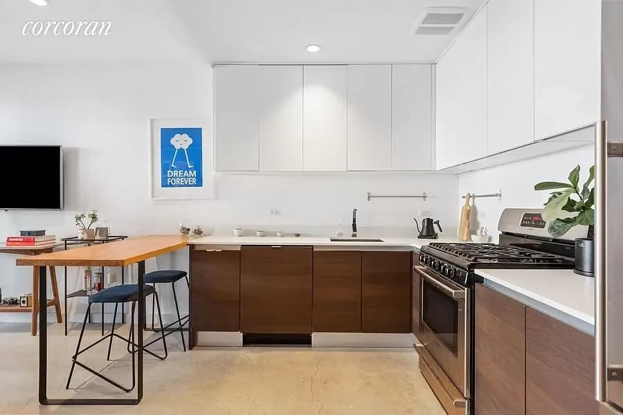 834 Sterling Pl #202