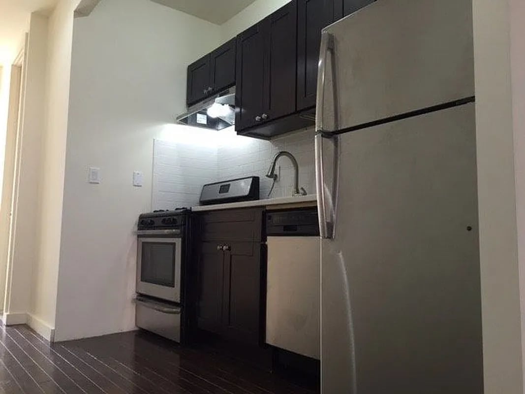 590 Bushwick Ave 3
