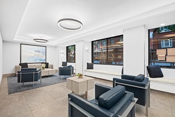 16 West 16th Street #10VN