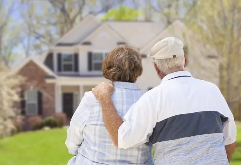 The Emotional Side of Selling a Family Home: Advice for a Smooth Transition