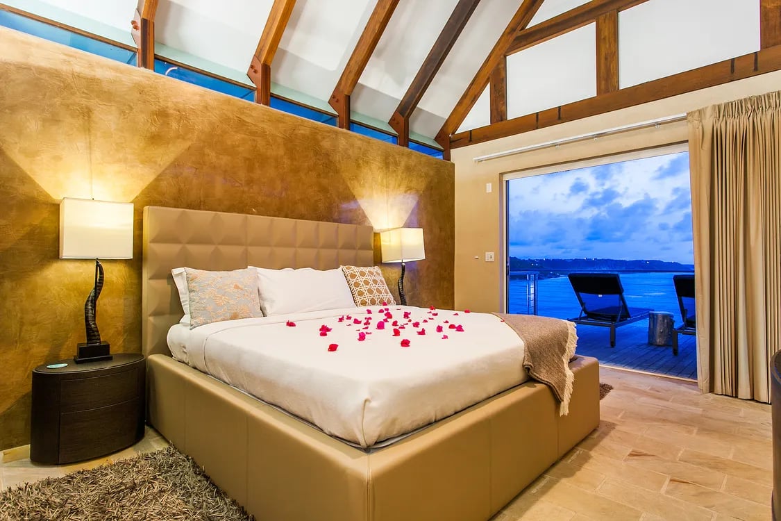 Ce blue Villa