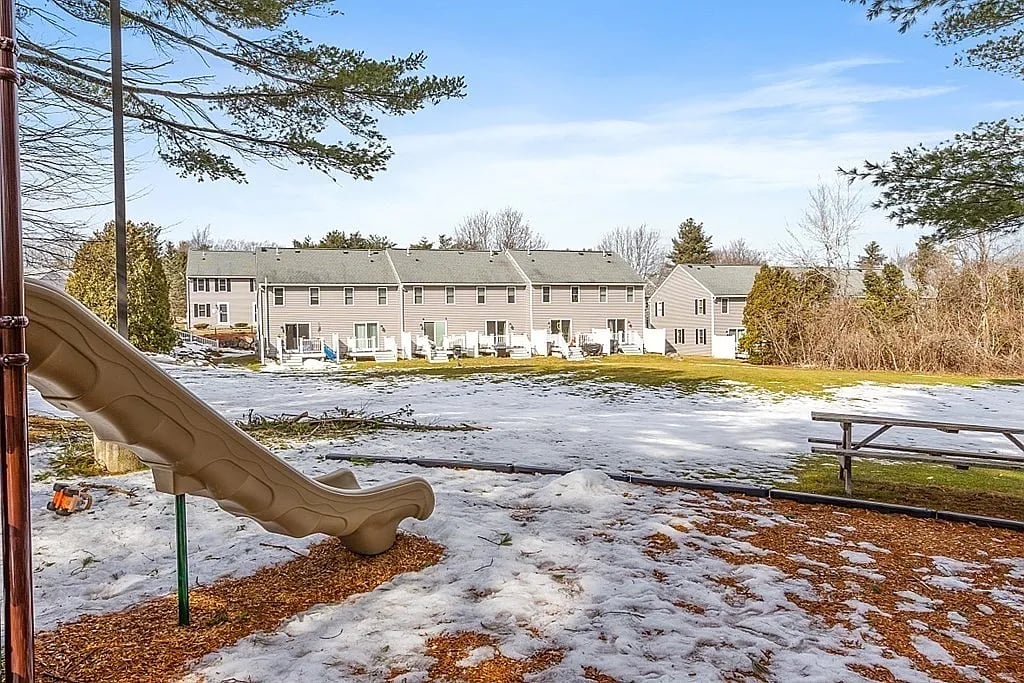 53 Olde Colonial Dr, APT 6