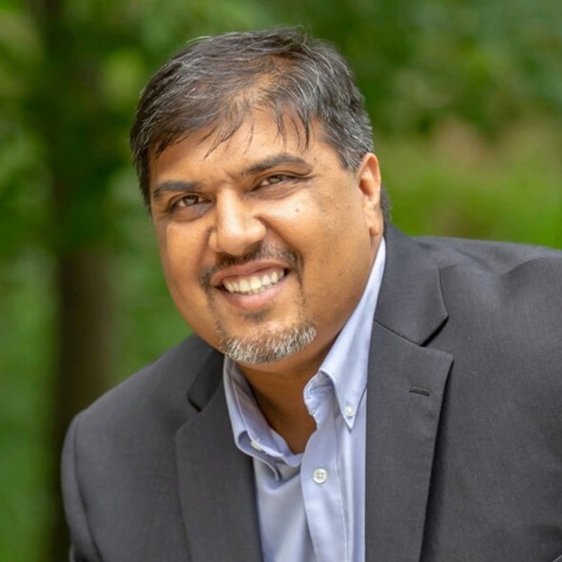 Atul Sinha Georgia Real Estate Agent Headshot