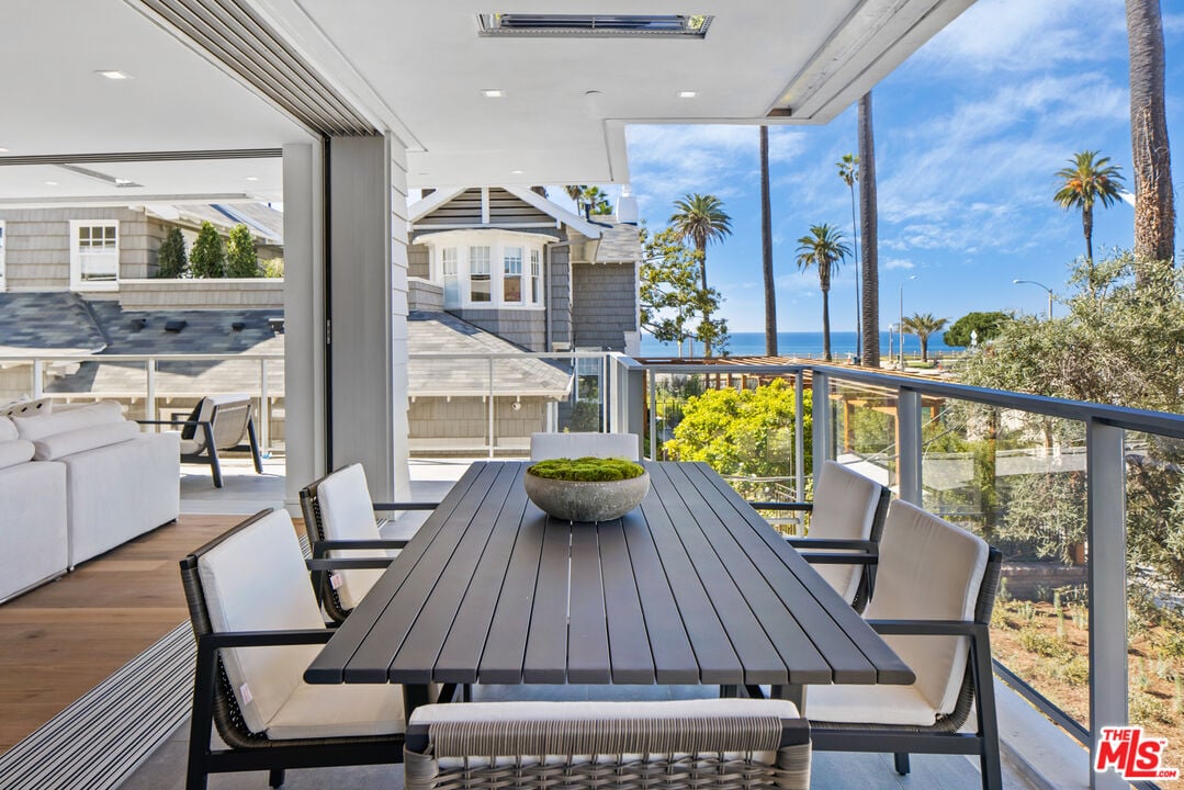 401 Ocean Ave #3