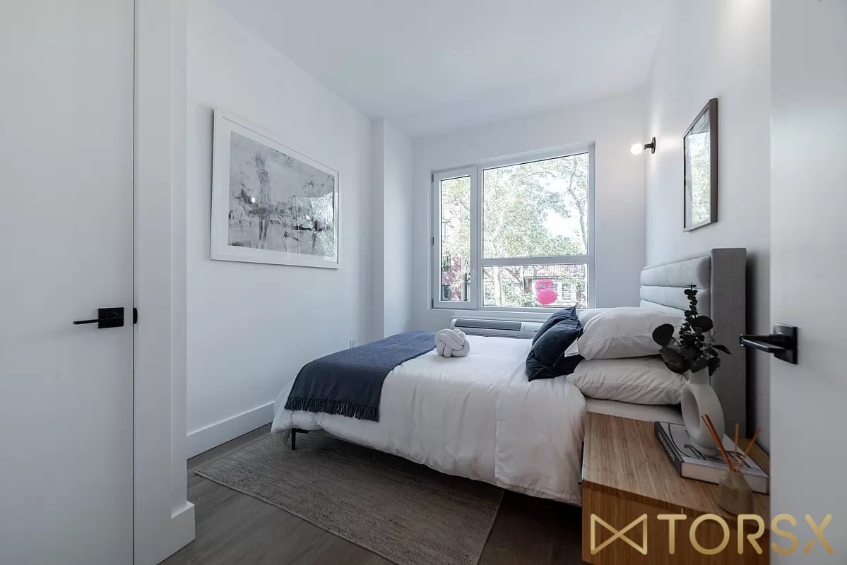 1042 President Street #5F