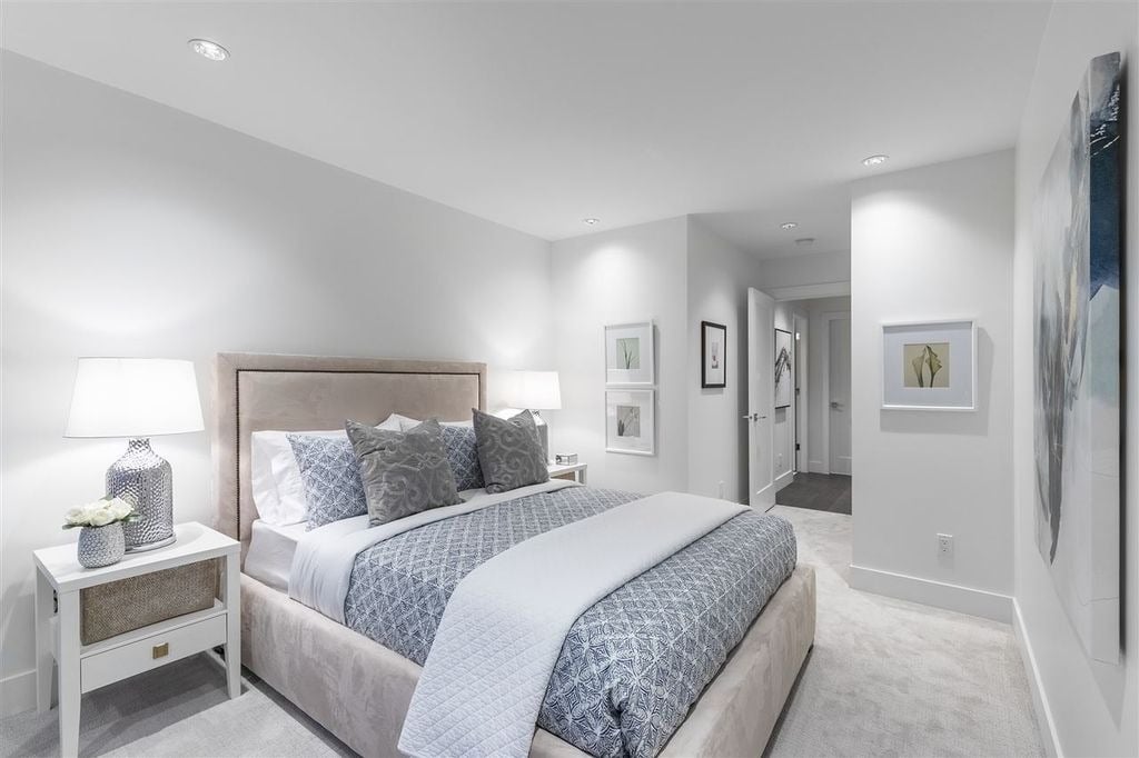 2242 Folkestone Wy, #21