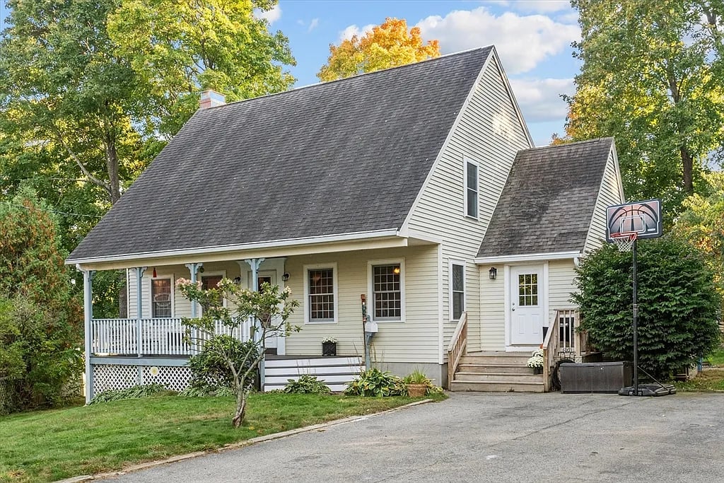 3 Fairfield Ave
