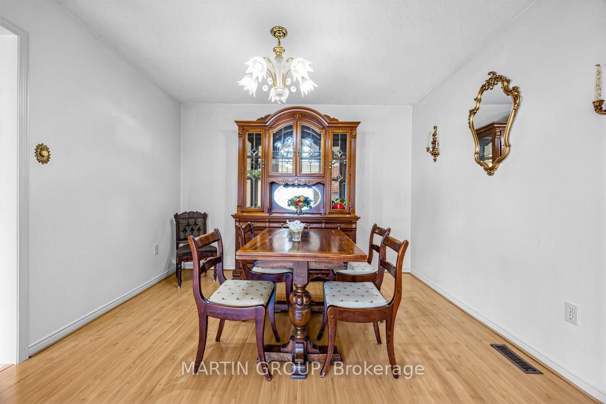 1529 Beechlawn Dr
