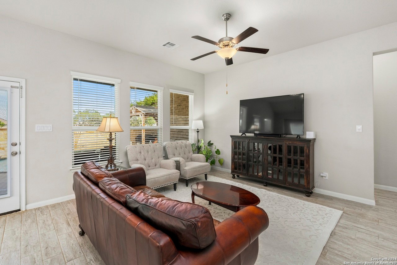 5437 Black Walnut