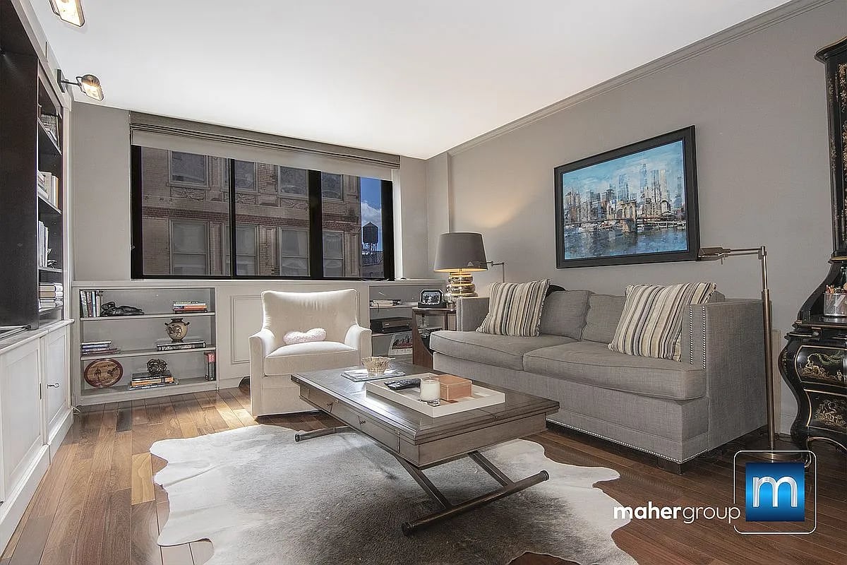280 Park Ave S #12D