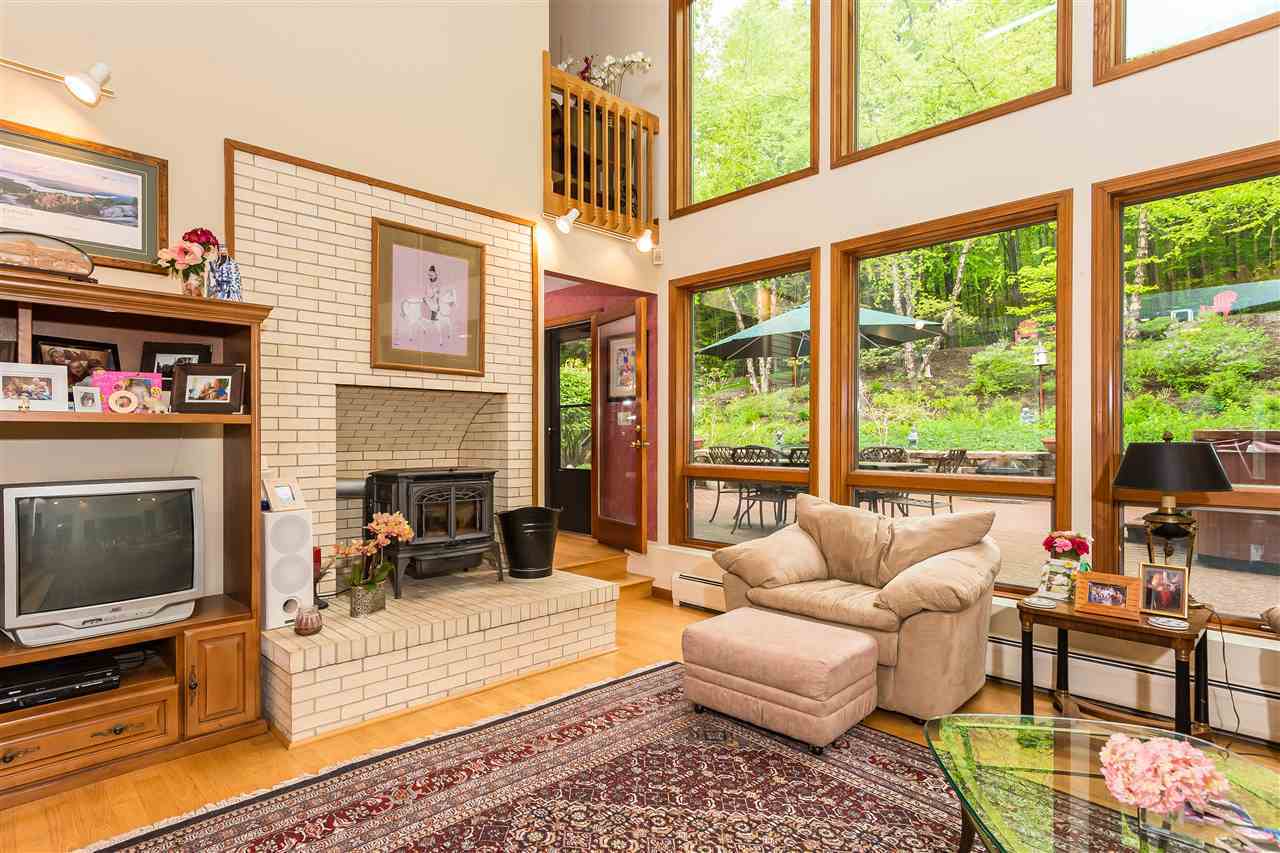 53 Pinecrest Dr