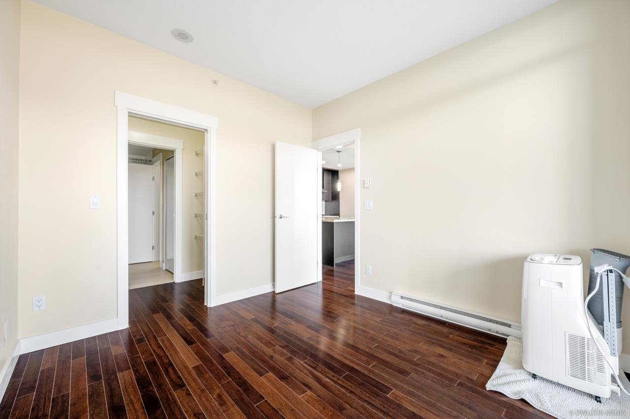 1505-7088 18th Ave