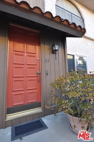 1711 Grismer Ave #63