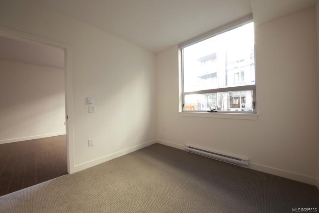 106-640 Michigan St