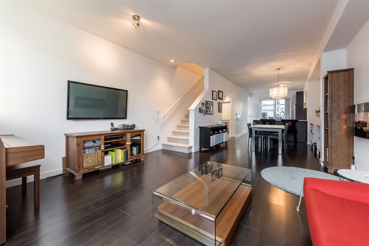 47-1320 Riley St