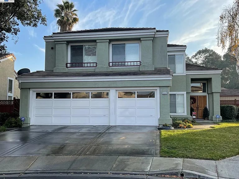 3044 Seriana Ct
