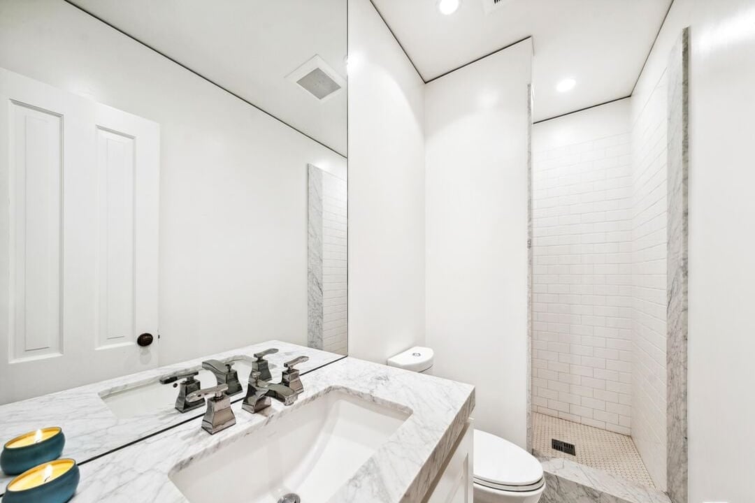 Sierra Mar Dr, 90069