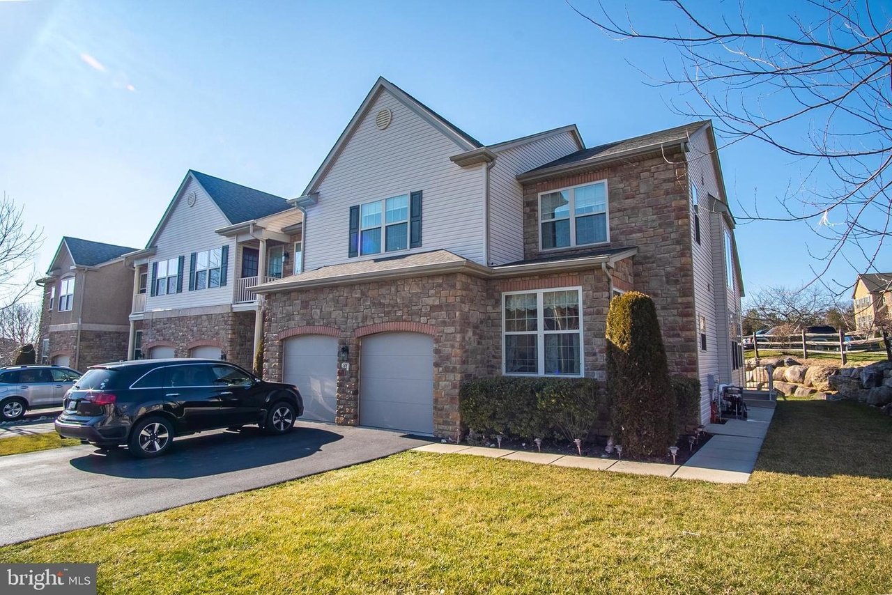 128 Tyler Dr