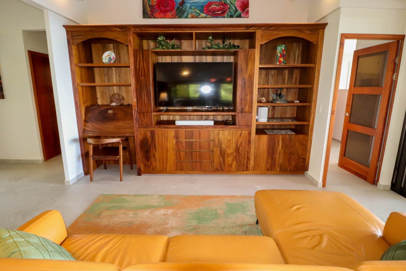 Private 2-Bed Hacienda with Ocean & Mountain Views, Pool & Development Potential in Ojochal
