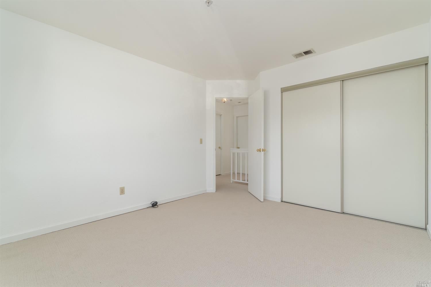17 Cedarwood Ln