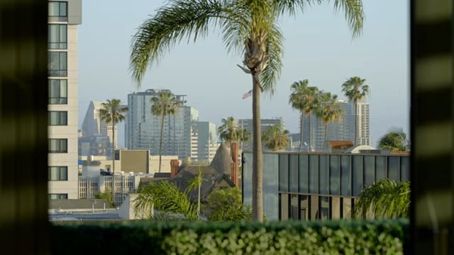 Epitome of Modern Urban Living: San Diego Luxury Condo at The Park, Banker's Hill