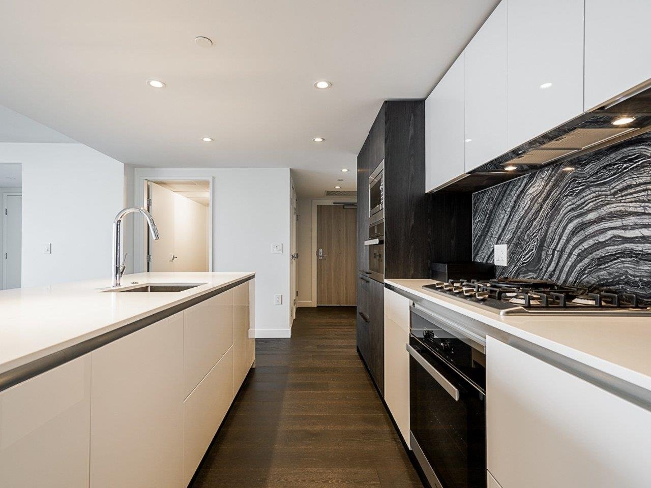 2803-1111 Richards Street, Vancouver