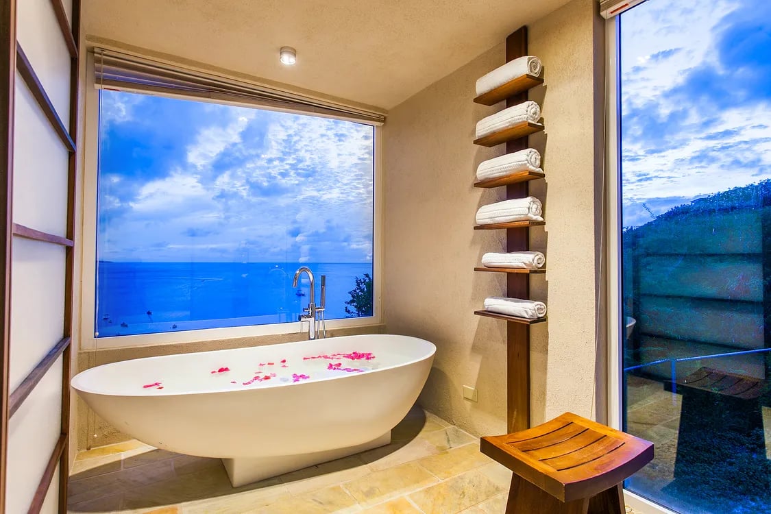 Ce blue Villa