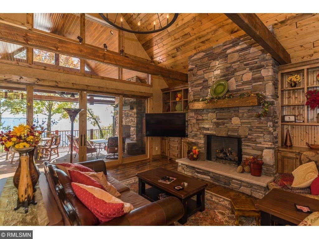 8880 Interlachen Road