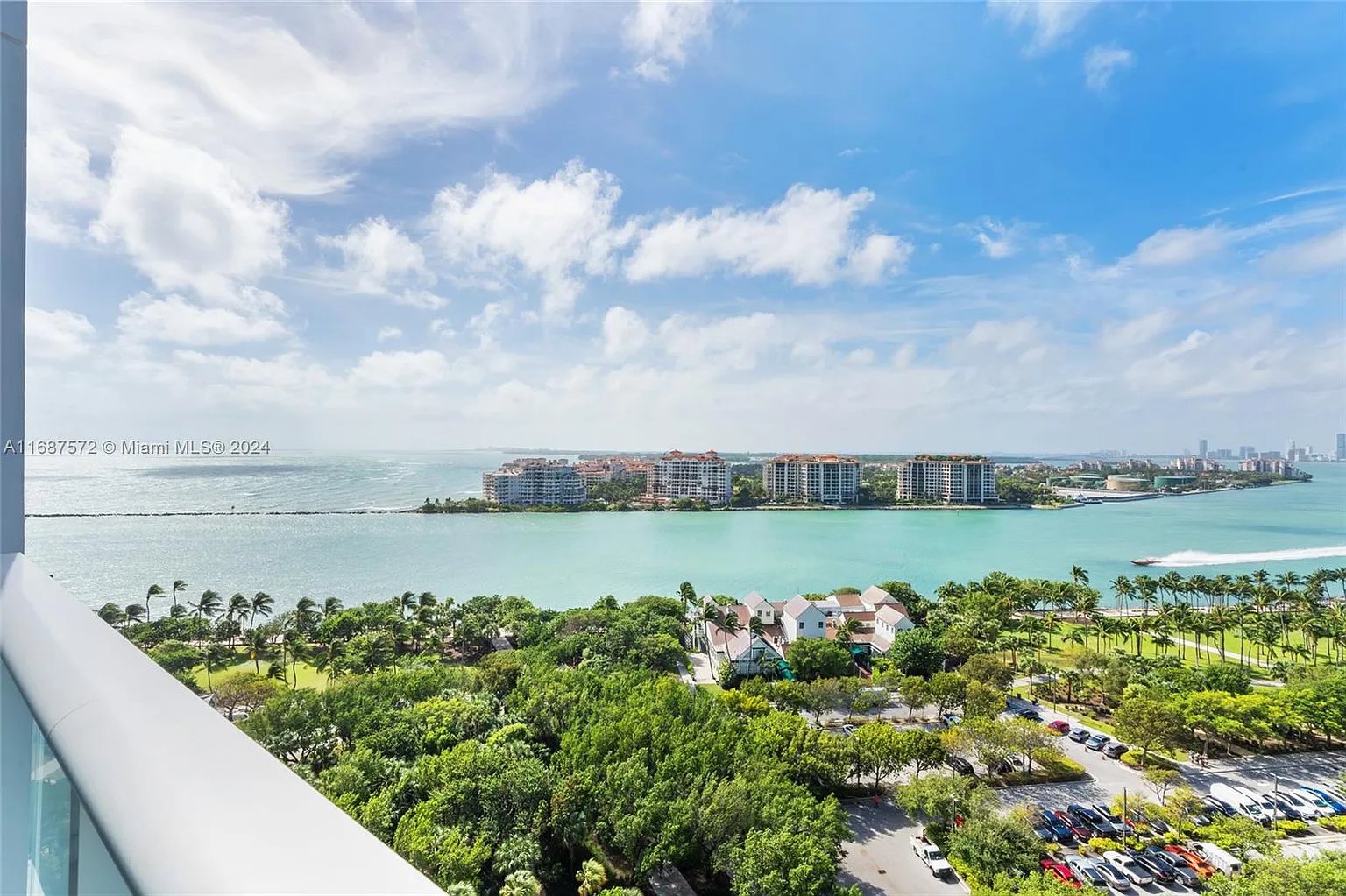 100 S Pointe Dr APT 1603
