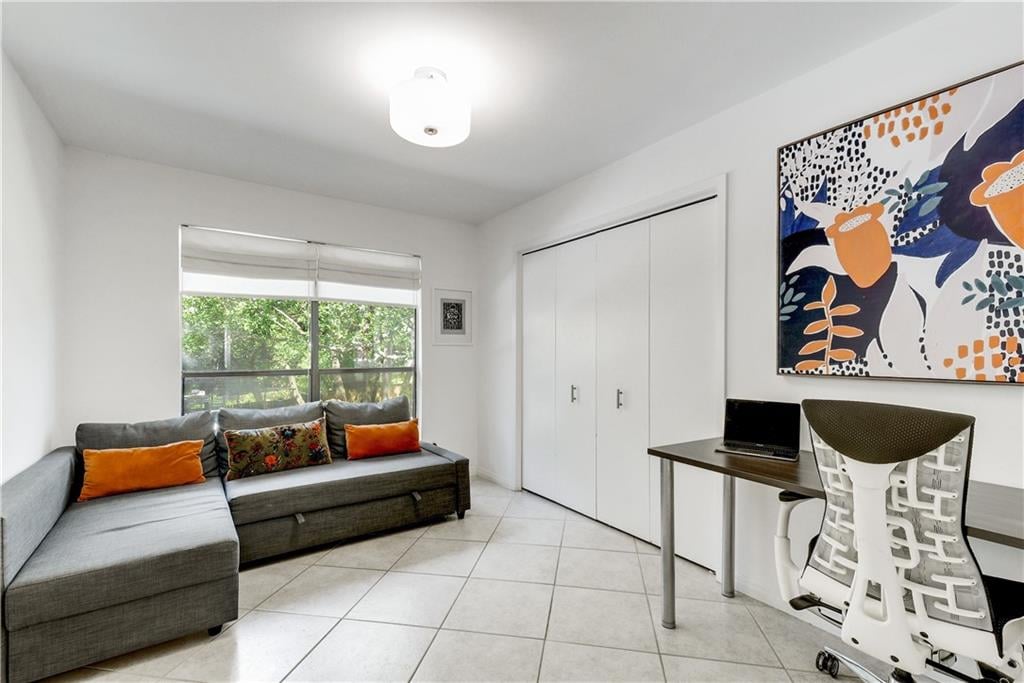 1906 Trevino Dr