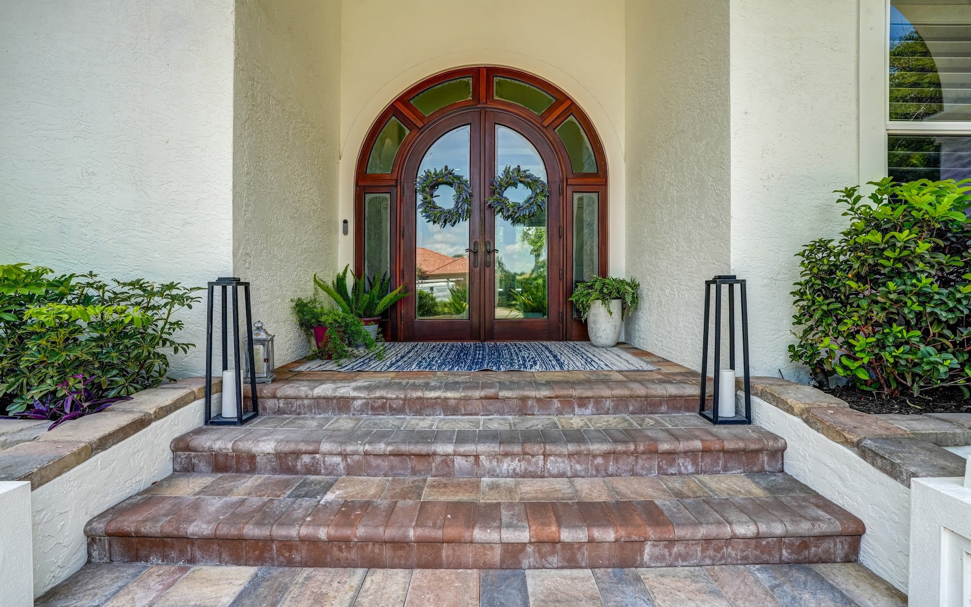 7562 Cordoba Cir