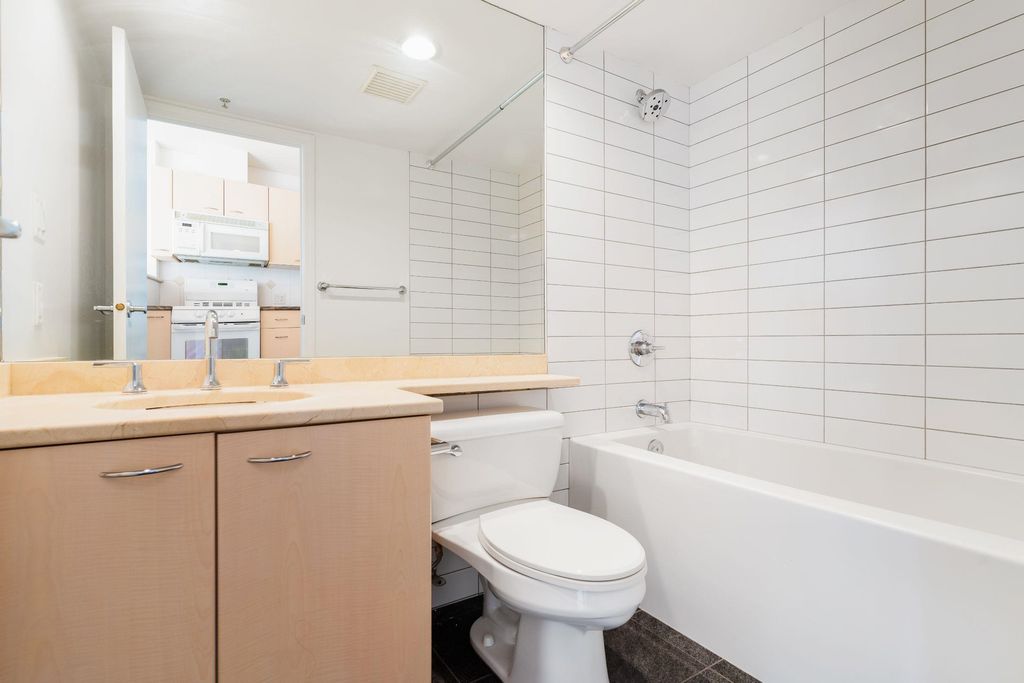 1331 Alberni St, #509