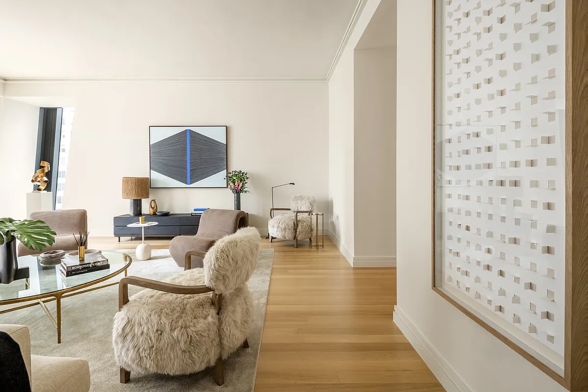 53 W 53rd St #32C
