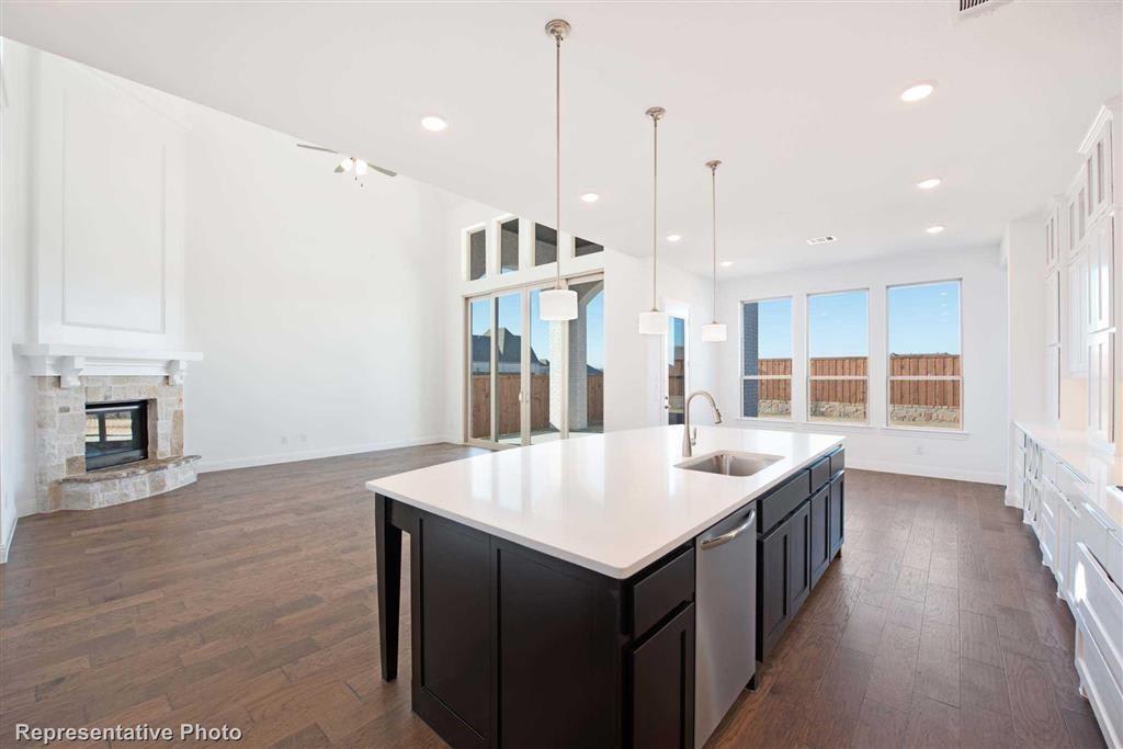 2835 Maple Oak Lane