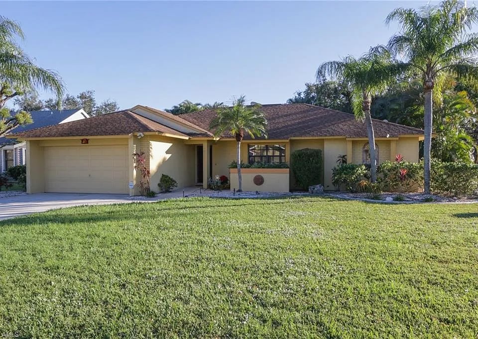 641 Astarias Cir