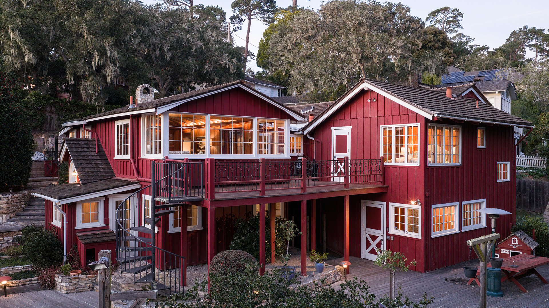 Galewood - Charming Carmel Compound
