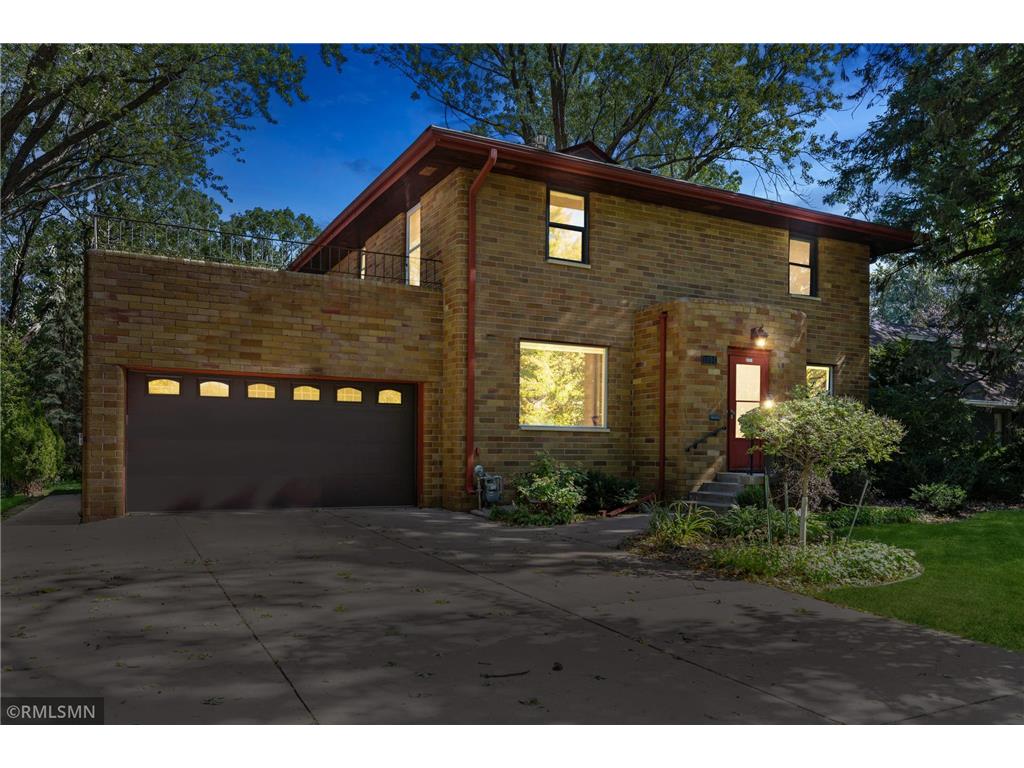 1394 Edgcumbe Rd