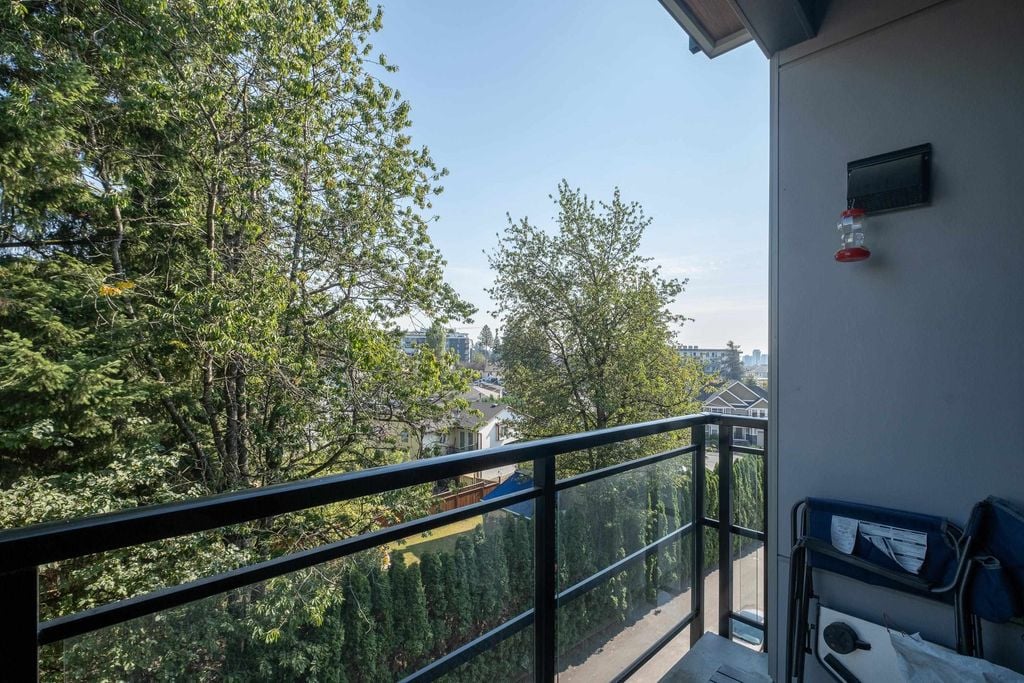 700 Clarke Rd, #502