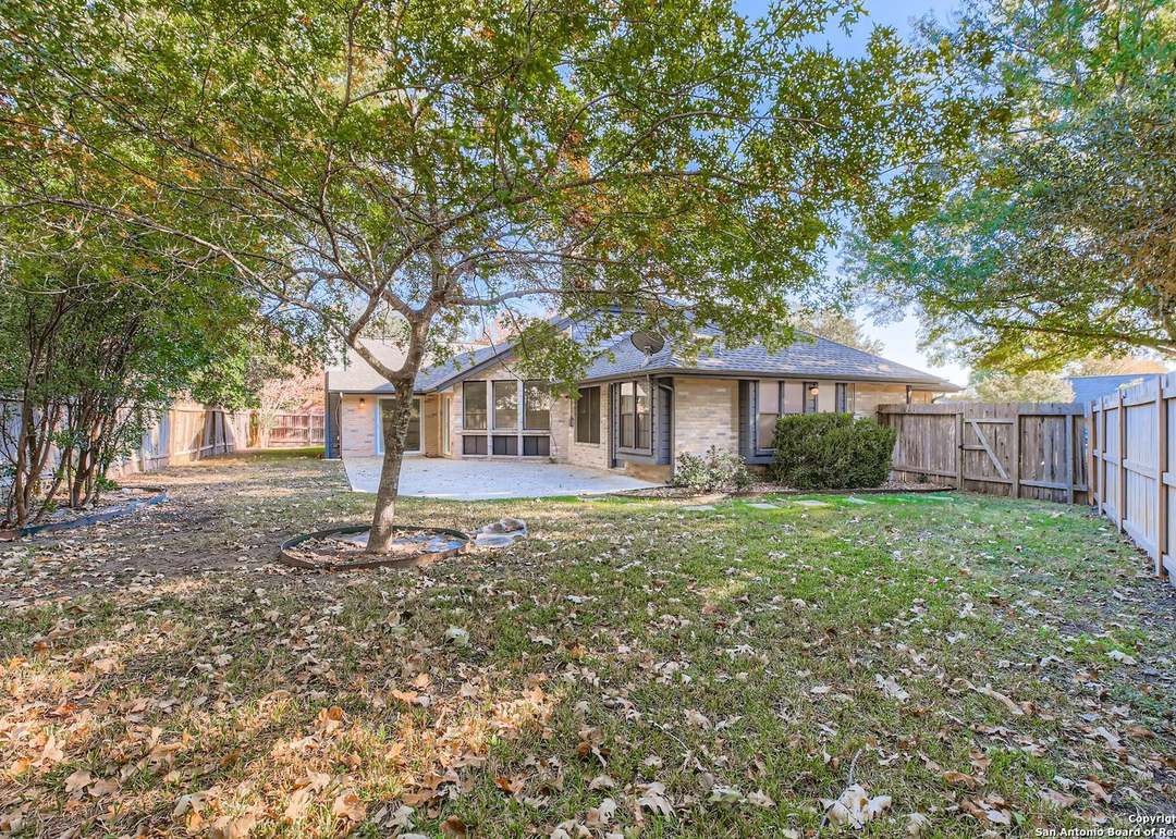 1406 Branchwood