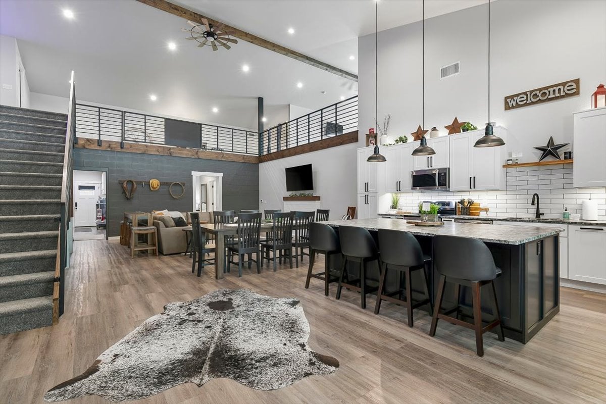 11- Unit Boutique Short Term Rental