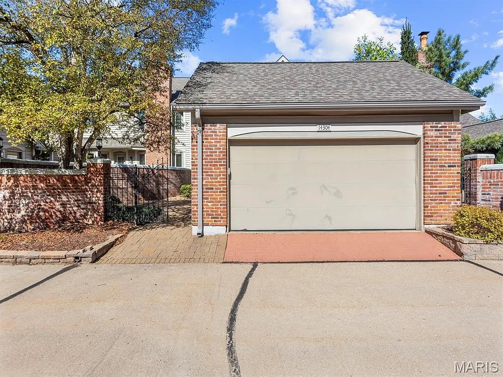 14304 Quiet Meadow Ct E